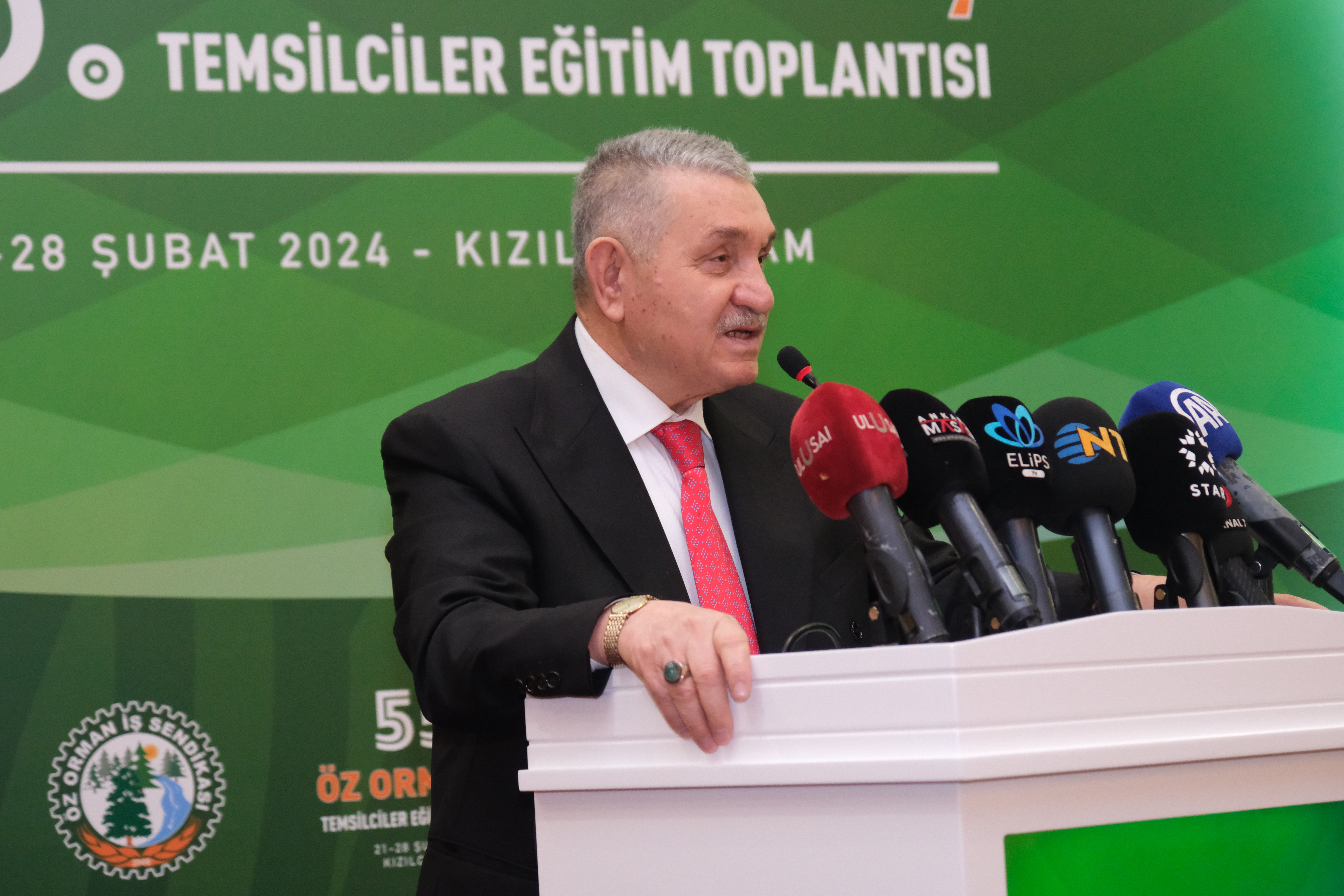 ORMAN İŞÇİSİ YANGINLA DEĞİL, İHMALLE MÜCADELE EDİYOR